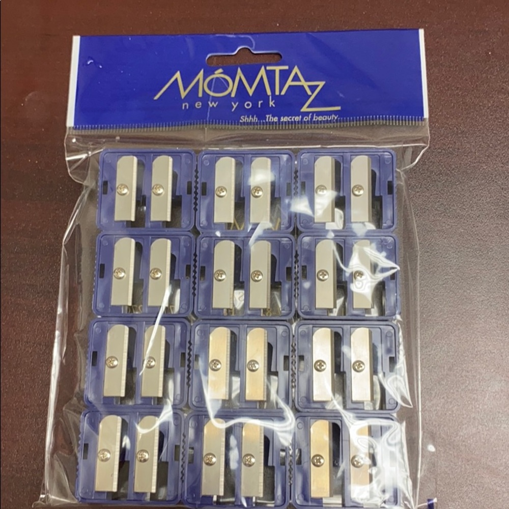 🎉24 pack of  makeup pencil sharpeners🎉